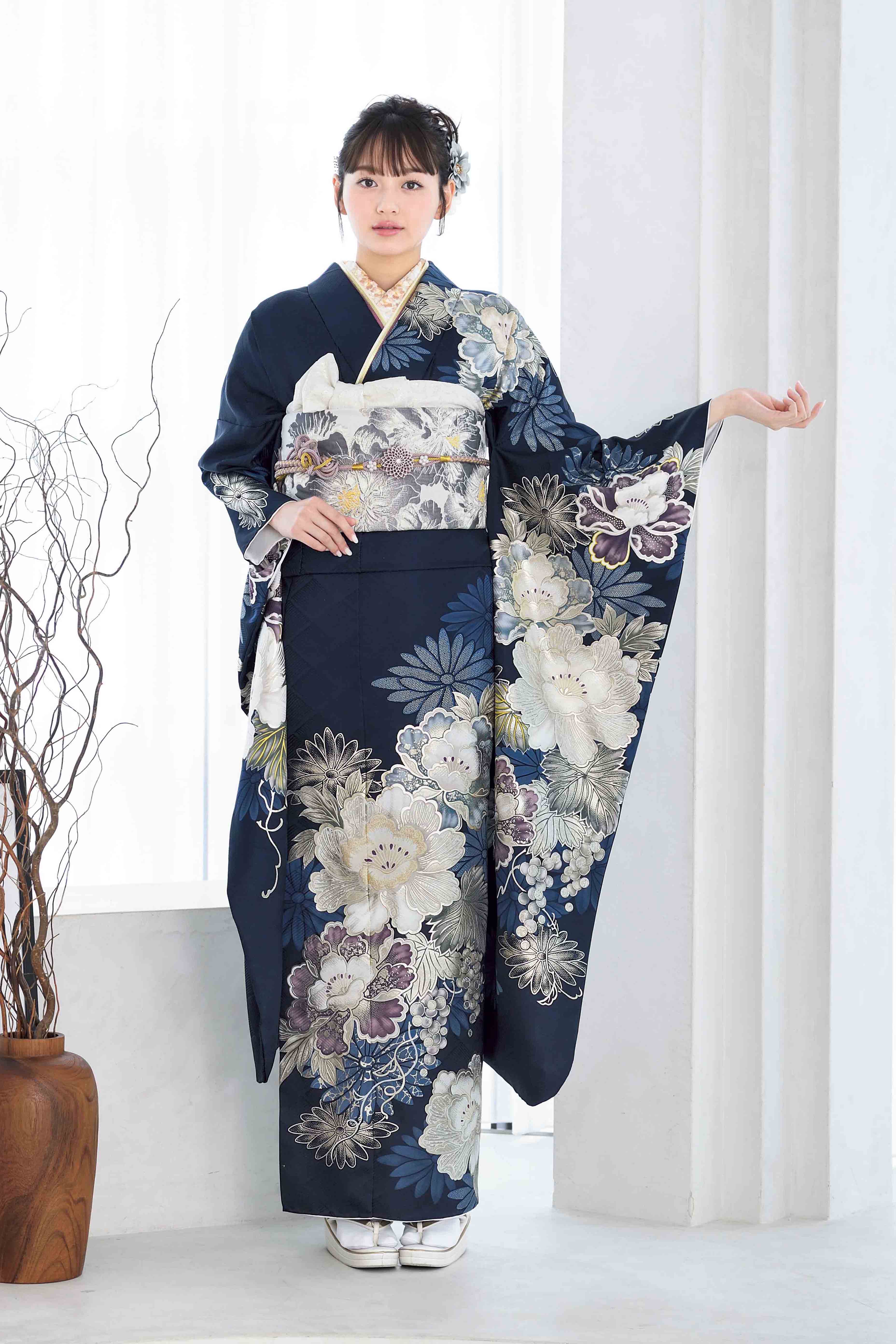 株式会社　華屋衣裳店