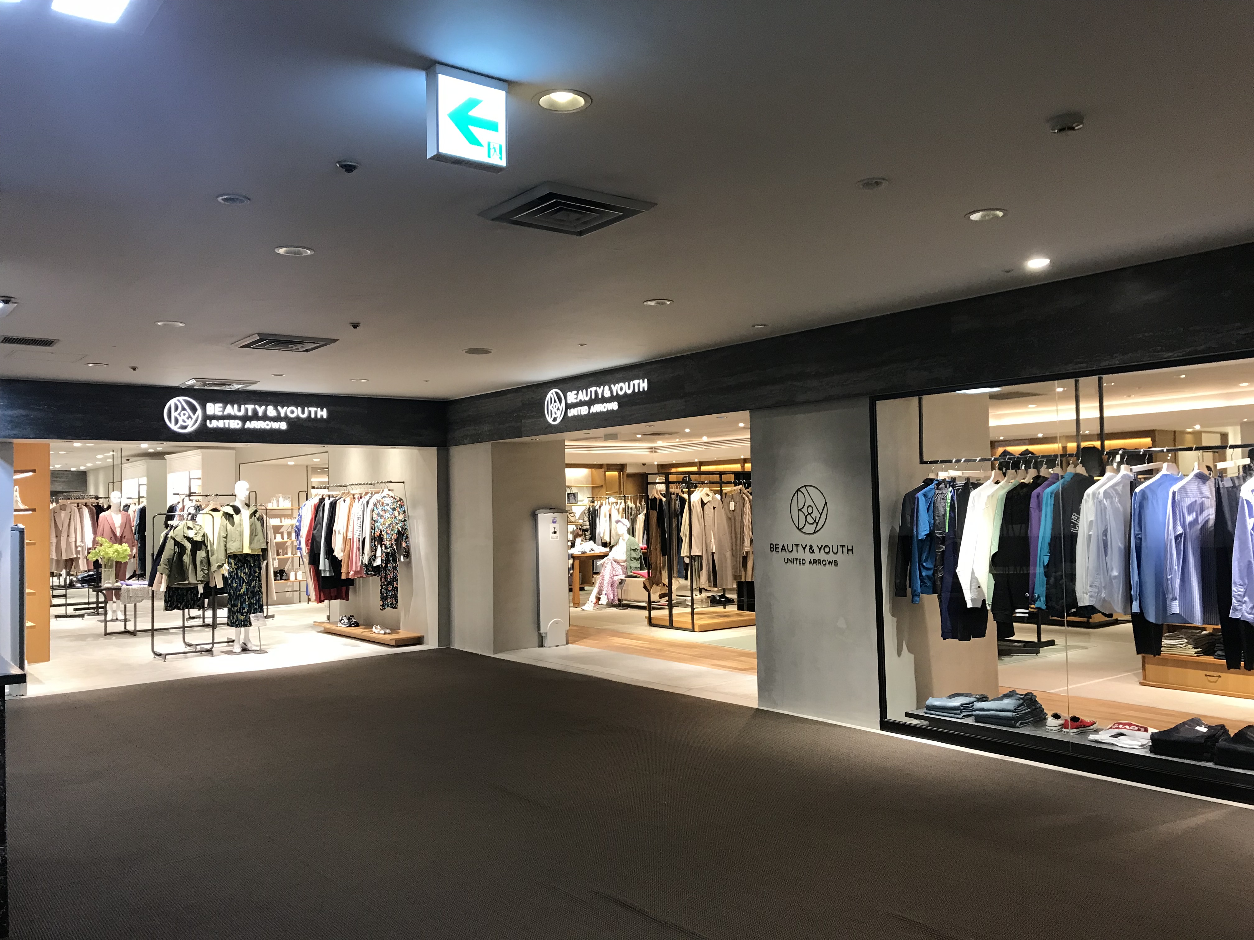 ＢＥＡＵＴＹ＆ＹＯＵＴＨ  ＵＮＩＴＥＤ ＡＲＲＯＷＳ