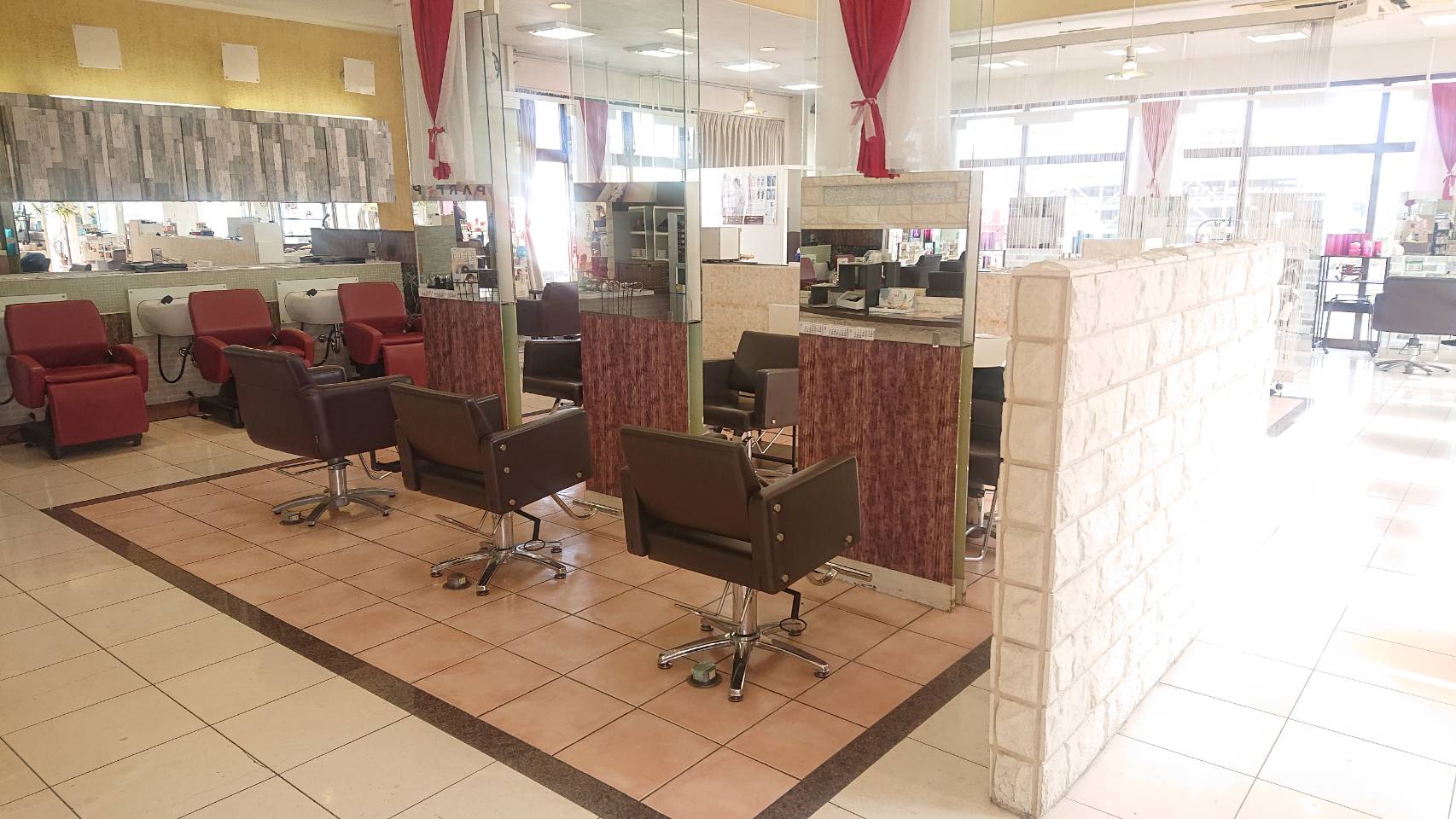 パリスパリ衣山店