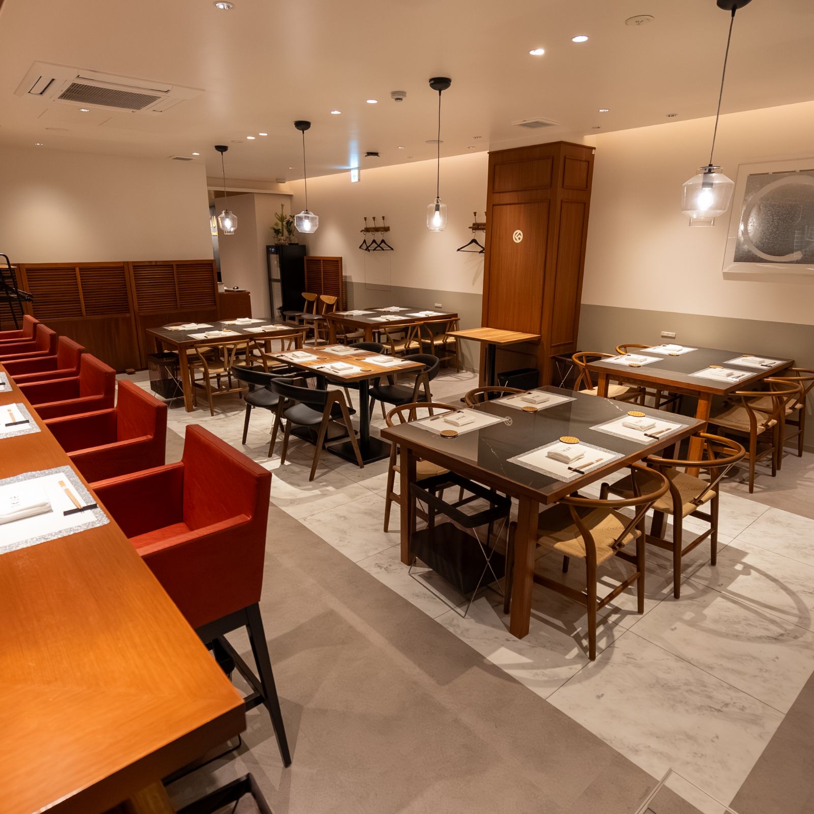 THE CRAFT DINING BAR OKUe